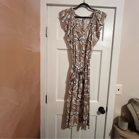 #119 LOFT FLORAL PRINT TAN DRESS SIZE 14 - Picture 3 of 5